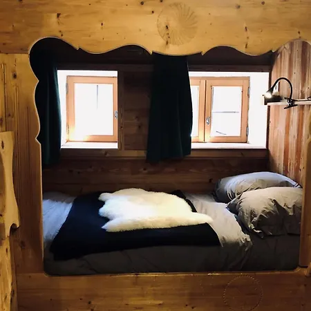Alpine Cocoon Sauna Mountain View شقة *